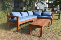 Tarsus Belediyesi, Ürettigi Mobilyalari Kente Yerlestirmeye Basladi