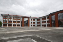 Zeytinburnu'nun 'Yeni Okullari' Egitime Hazirlaniyor