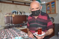 80 Yasindaki Osman Dede 60 Yildir Çaycilik Yapiyor