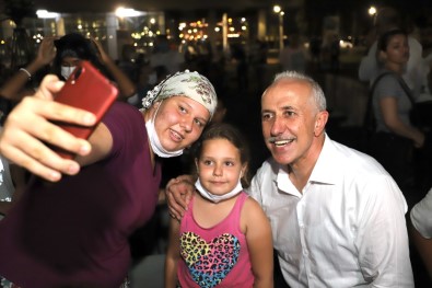 'Akdeniz'de Yaz Aksamlari' Etkinlikleri Coskuyla Sürüyor