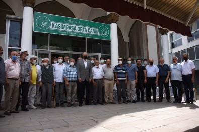 Baskan Bakkalcioglu Asure Ikramina Katildi