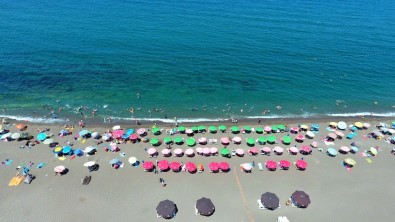 Akçakoca'da Plajlar Doldu Tasti