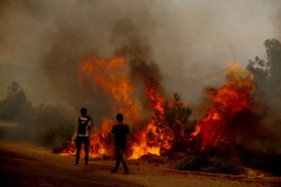 Bakan Akar'dan Yunanistan'a sert tepki!