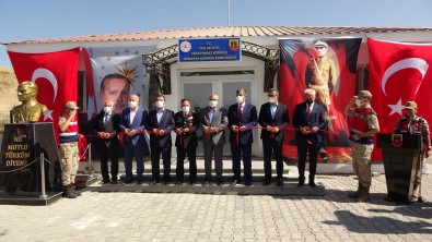 25 Günde Yapimi Tamamlanan Tarihi Murat Köprüsü Karakolu Hizmete Açildi