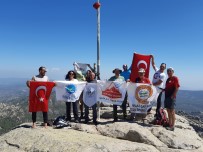 30 Agustos'u Zirvede Kutladilar