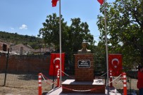 Beyce Mahallesinde Zafer Bayraminda Anlamli Kutlama