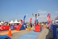 Bursa'da Zafer Coskusu Uçurtmalarla Yasandi