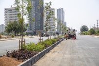 Mersin'de 4. Çevre Yolunda Peyzaj Çalismalarina Baslandi