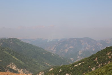 Tunceli'deki Yanginlara Karadan Ve Havadan Müdahale Sürüyor