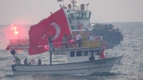 Türk Bayraklari Ile Donatilan Teknelerden 'Saygi Gezisi'