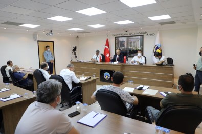 Baskan Akin Devam Eden Projeler Hakkinda Meclisi Bilgilendirdi