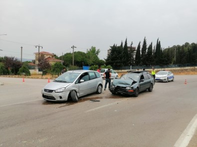 Erdek'te Trafik Kazasi; 1 Yarali