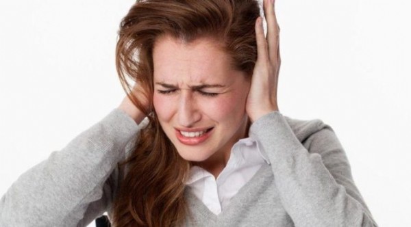 Kulak Çınlaması Neden Olur? Kulak Çınlamasının Tedavisi Var mı?