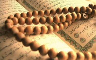 Cuma günü çekilecek tesbihler, zikirler nelerdir? Cuma günü hangi dualar okunur?