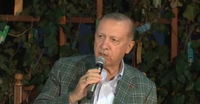 Başkan Erdoğan, Kahramanmaraş'ta gençlerle bir araya geldi