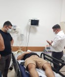 Nöbetten Çikan Doktor, Eve Dönüs Yolunda Kazada Yaralandi