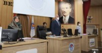 HDP'den 'İstiklal Marşı' saygısızlığı: Kürsüde şarkı söyleyemem
