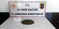 Kadinlarin Çantalarinda Yarim Kilo Bonzai Çikti