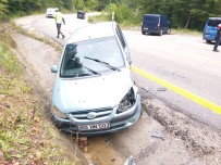 Karabük'te Iki Ayri Kaza Açiklamasi 3 Yarali
