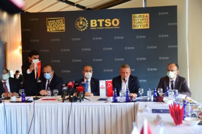 Adalet Bakani Gül Açiklamasi '53 Ülke Imzaladik, Singapur Anlasmasi Çok Önemli Bir Basaridir'