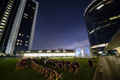 Akmerkez Açik Hava Sinemasi Sona Erdi