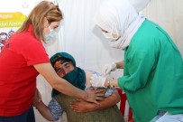 Asi Olmaktan Korkan Güllü Ninenin Hemsire Ile Diyalogu Güldürdü