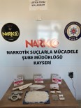 Narkotik Dedektifleri Uyusturucuya Geçit Vermedi