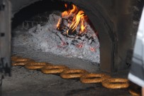 Osmanli'dan Günümüze Vazgeçilmez Lezzet 'Kara Firin Simidi'