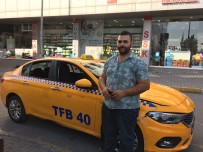 (Özel) Dogum Sancisi Tuttu, Bindigi Takside Dogum Yapti