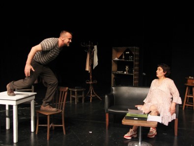 'Sirça Kümes' Bursali Sanatseverlerle Bulusuyor