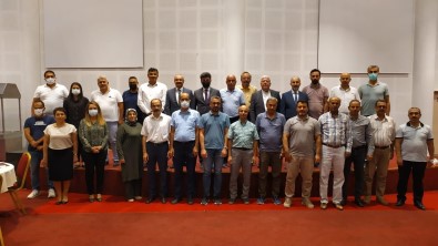 Üniversiteden Emeklilige Ayrilan Personellere Veda Yemegi Düzenlendi