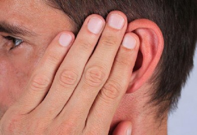 Kulak Tıkanıklığı Neden Olur? Kulak Tıkanıklığına Ne İyi Gelir?