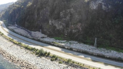 Hopa'da Çöp Duvari