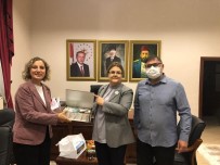 Düzce'nin Ürünleri Bakan Yanik'a Tanitildi