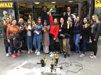 (Özel) 'Isin Cinsiyeti Olmaz, Ustasi Olur'