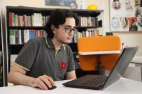 (Özel) Lise Ögrencisi Yapay Zekâ Ve Edebiyati Bir Araya Getirdi