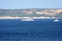 Rus Savas Gemisi Çanakkale Bogazi'ndan Geçti