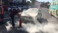 Seyir Halindeki Otomobil Alev Aldi