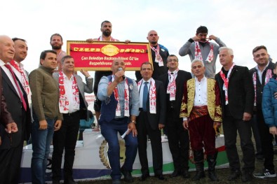 Çan Belediyesi Yagli Pehlivan Güreslerini Fatih Atli Kazandi