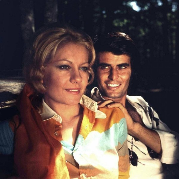 Tarık Akan'ı unutamadı!