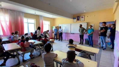 Mardin'de Sosyal Sorumluluk Projeleri Sürüyor