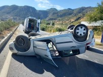 Söke'de Trafik Kazasi Açiklamasi 3 Yarali