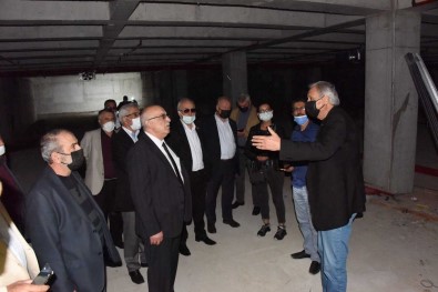 Baskan Bakkalcioglu Belediye Tesislerini Tanitti