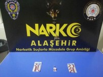 Durdurulan Sahsin Üzerinden Uyusturucu Çikti