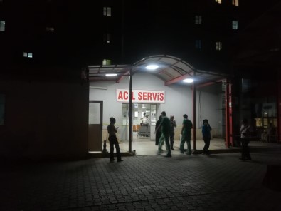 Izmir'de Laf Atma Kavgasi Kanli Bitti