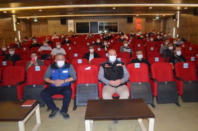 Sivil Savunma Uzman Ve Amirleri Egitimi Düzenlendi