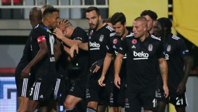Beşiktaş Ajax Maçı Saat Kaçta? Beşiktaş Ajax maçı hangi kanalda? Canlı İzle