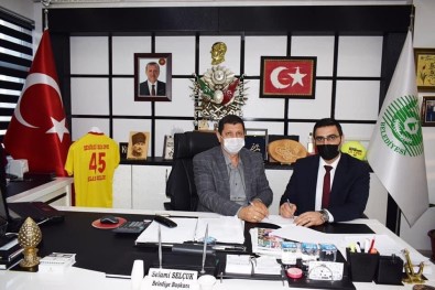 Hizmet Is Demirci'de Toplu Sözlesmeyi Imzaladi