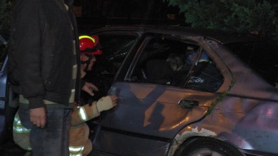 Sultanbeyli TEM'de Sikismali Trafik Kazasi Açiklamasi 2 Yarali