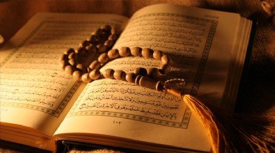 Alak Suresi’nin Anlamı Nedir?  Alak Suresi Ne İçin Okunur?  Alak Suresi’nin Arapça ve Türkçe Okunuşu